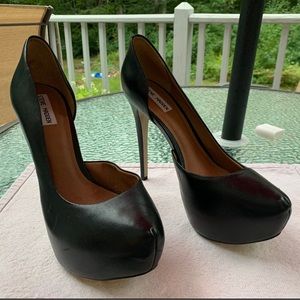 Steve Madden Genuine Leather 👠 never worn outside